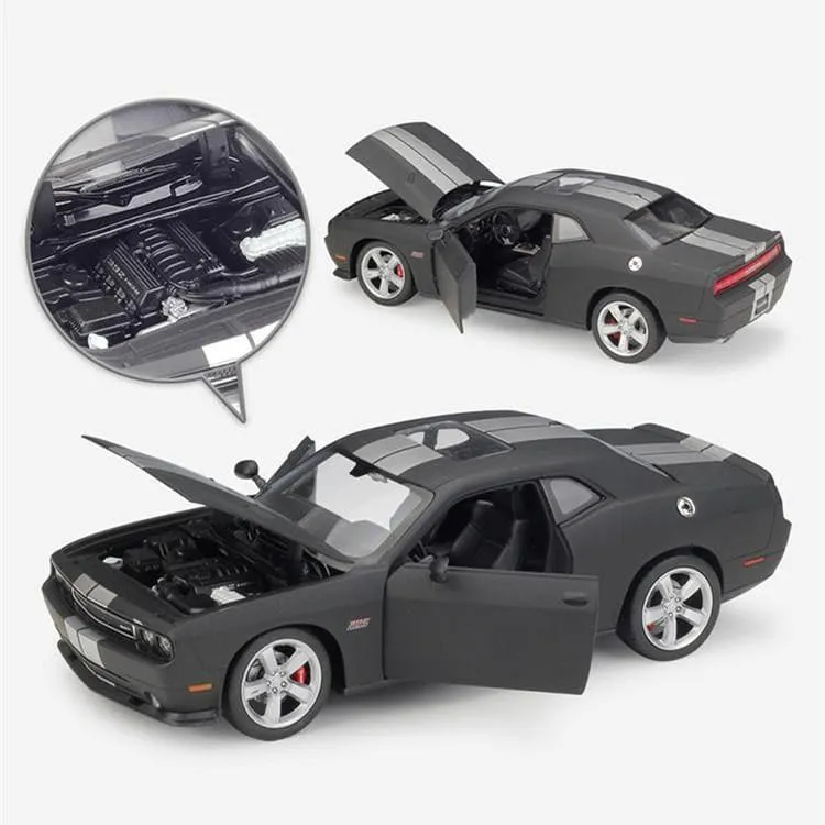 1:24 Dodge 2012 Challenger SRT Alloy Model Car