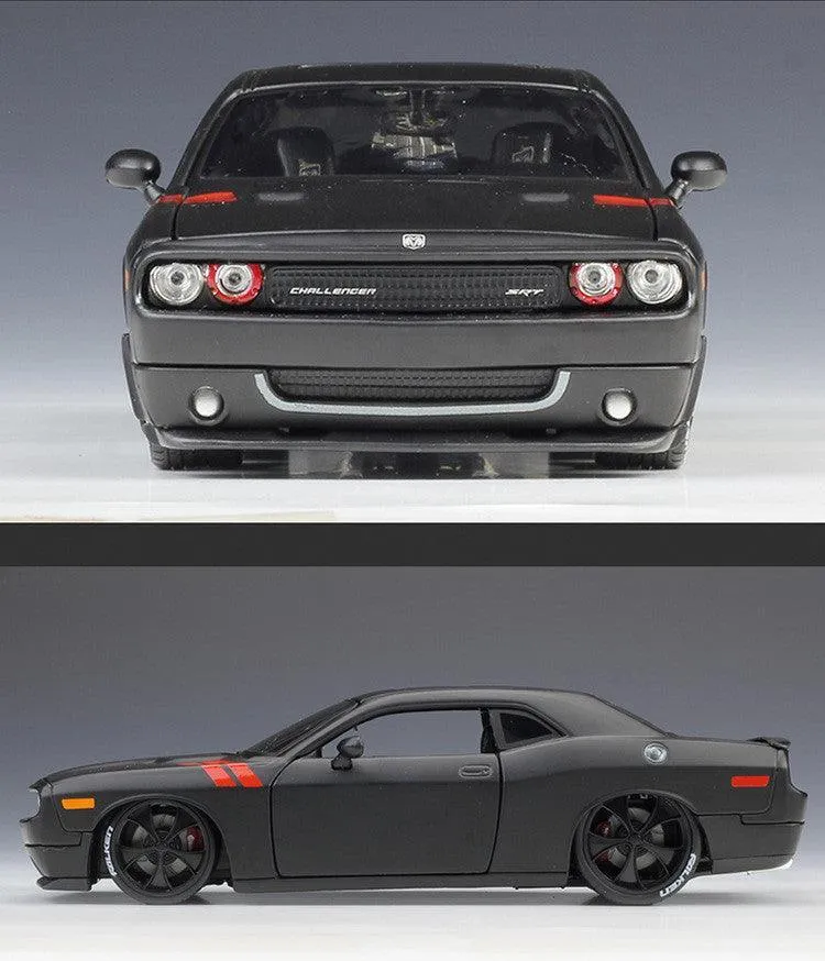 1:24 Dodge Challenger 2008 Custom Alloy Model Car