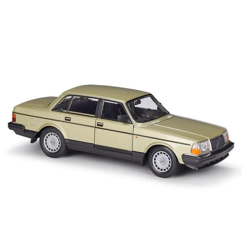 1:24 Volvo 240 GL Alloy Model Car