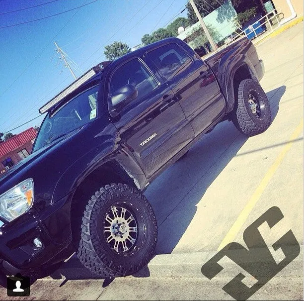 2005  Tacoma Straight 50" LED Light Bar Roof Mounts