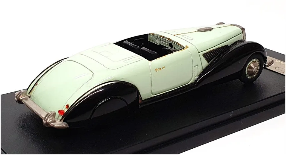 ABC Brianza 1/43 Scale Resin 185 - 1938 Lancia Astura - Lt. Green/Black