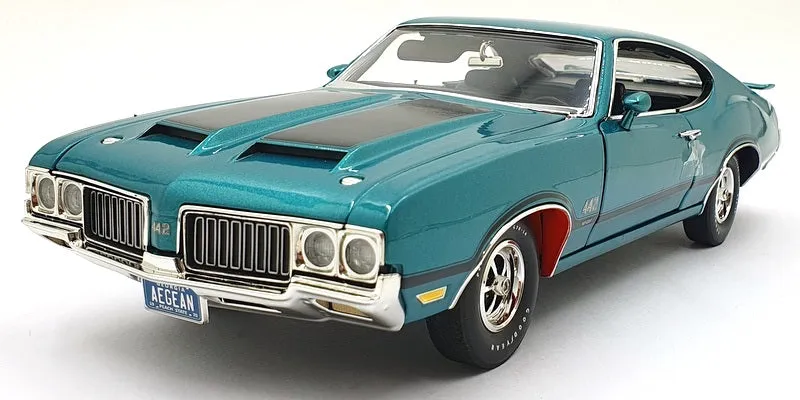 Acme 1/18 Scale Diecast A1805627 1970 Oldsmobile 442 W-30 - Aegean Aqua Metallic