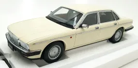 Almost Real 1/18 Scale 810542 - Jaguar Daimler XJ6 XJ40 - Glacier White