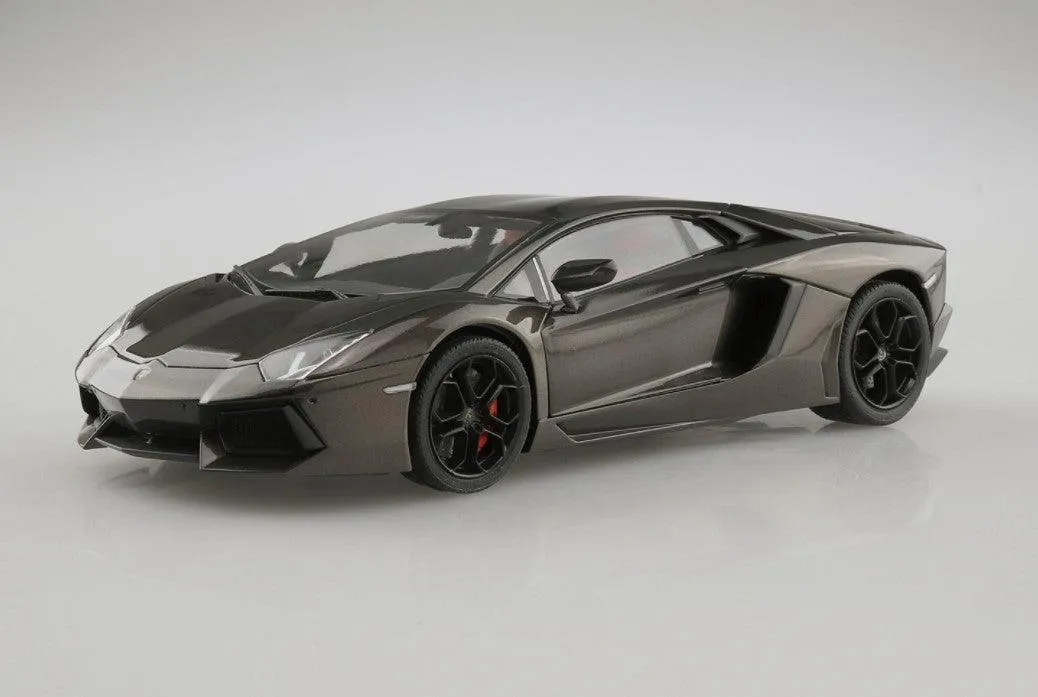 Aoshima 05864 2011 Lamborghini Aventador LP700-4 1/24 Model Kit