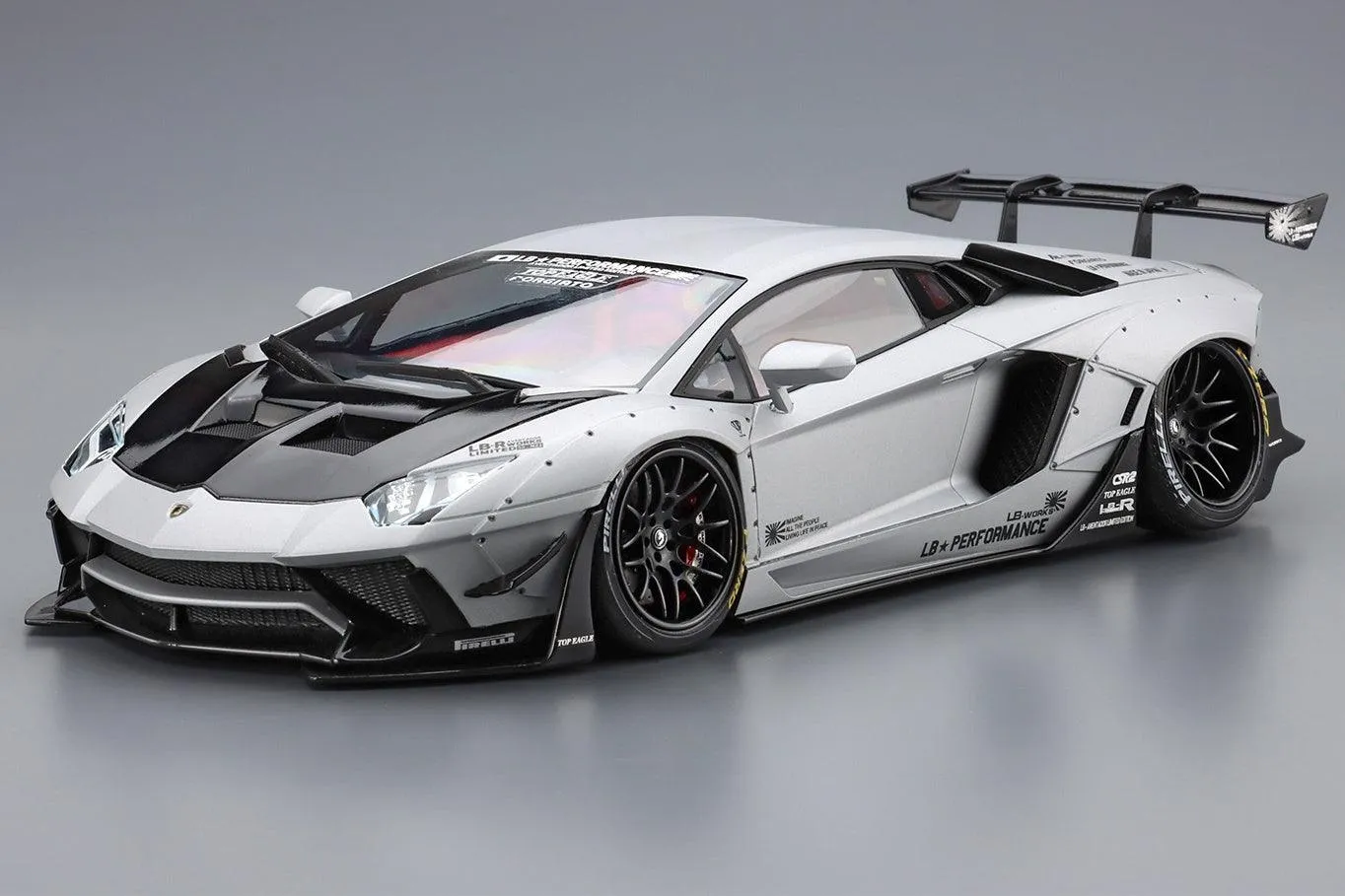 Aoshima 05993 LB-Works Lamborghini Aventador Limited Edition Ver.1 1/24 Model Kit