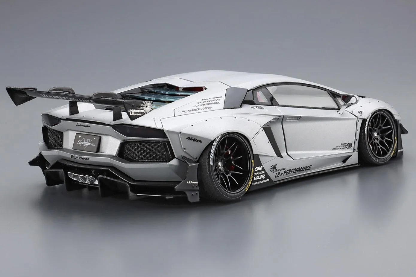 Aoshima 05993 LB-Works Lamborghini Aventador Limited Edition Ver.1 1/24 Model Kit