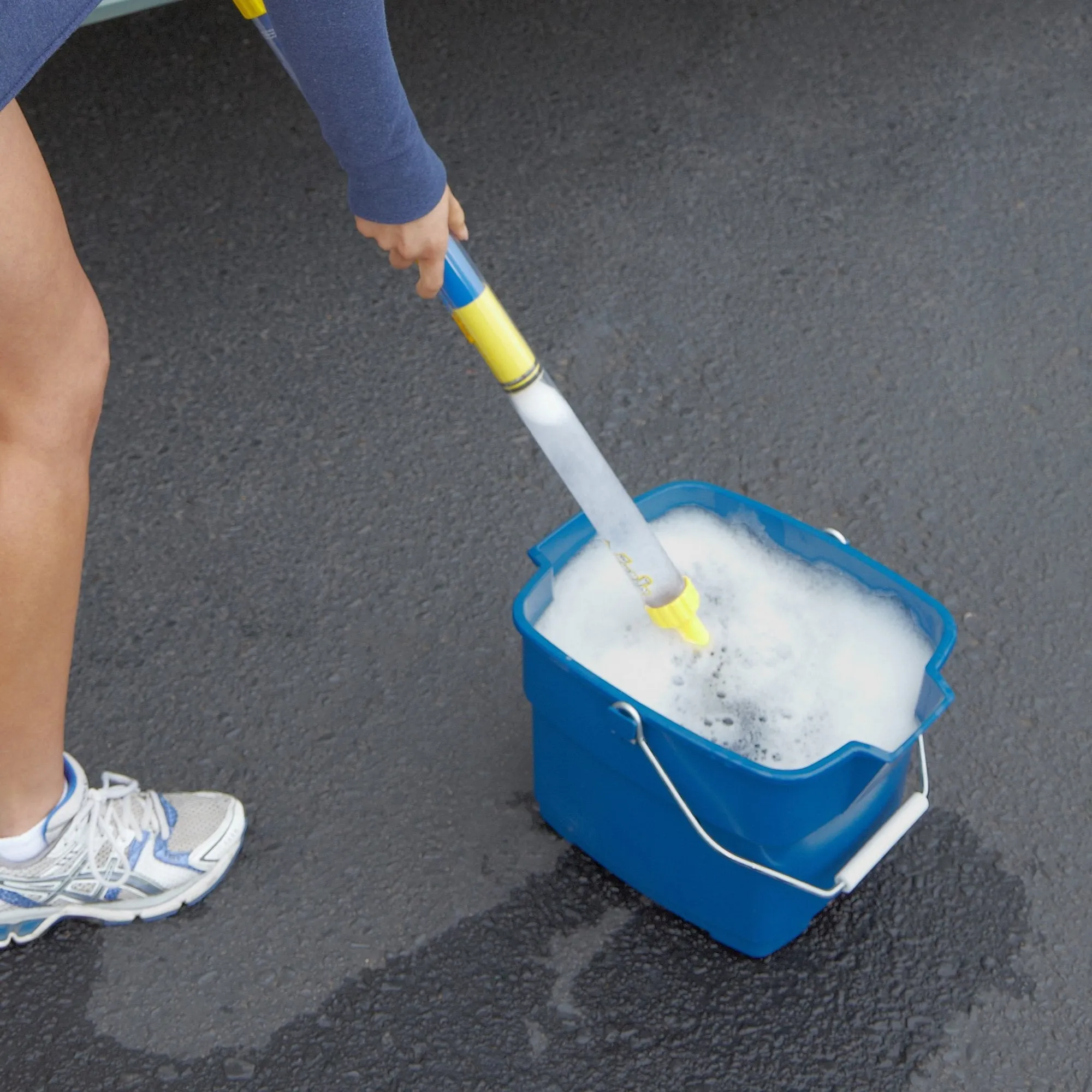 Autowashstick - Long Reach Car Washing Brush