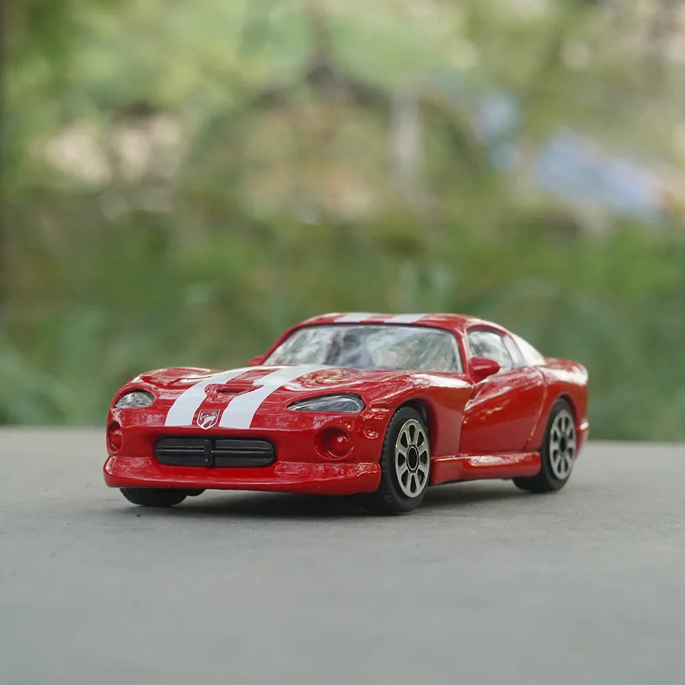 Chrysler Viper GTS Diecast Car Scale Model (1:43 Scale)