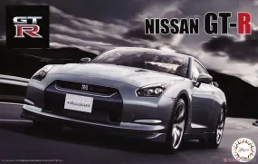 Fujimi 037677 Nissan GT-R (R35) 1/24 Model Kit