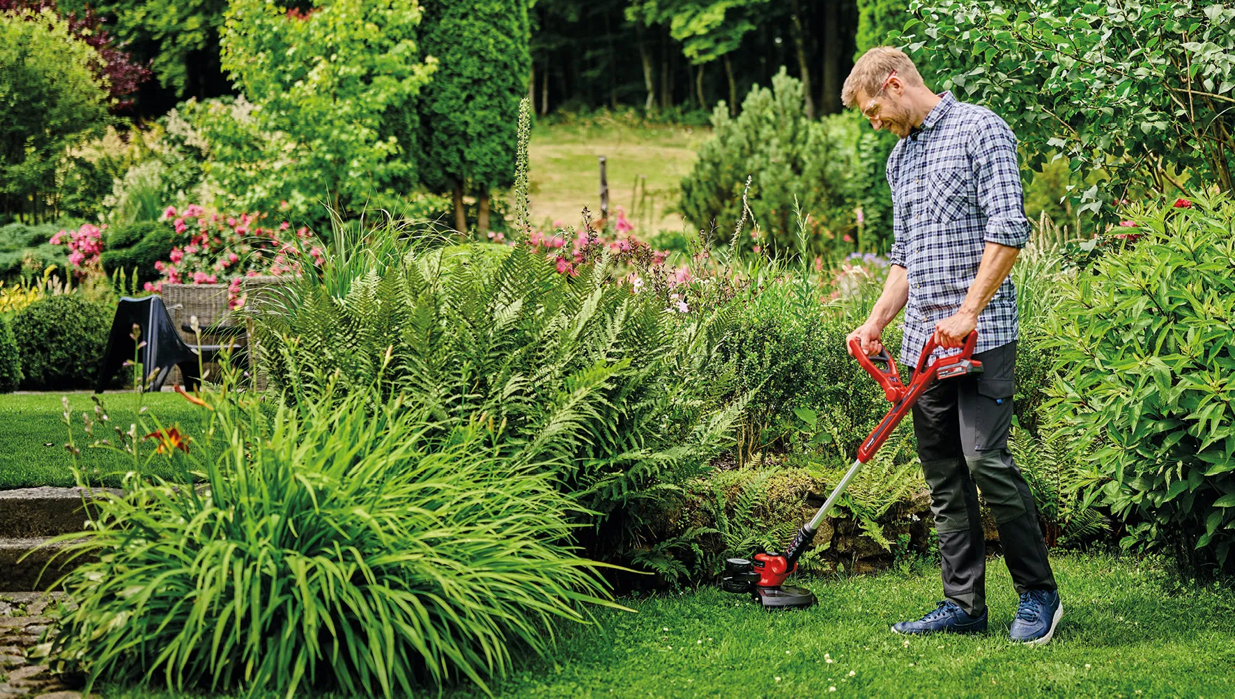 Lawn Trimmer - Einhell 18V 12" Cordless Telescopic String Trimmer, 3411260