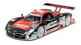 Tamiya 24192 Nissan R390 GT1 1/24 Model Kit